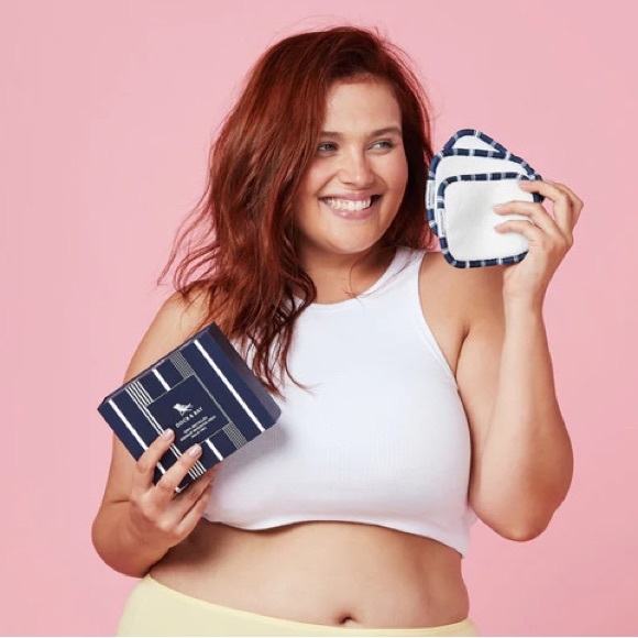 reusable make-up removers of 100% recycled material-Oprah’s fav things 2022-NIB - Picture 3 of 16